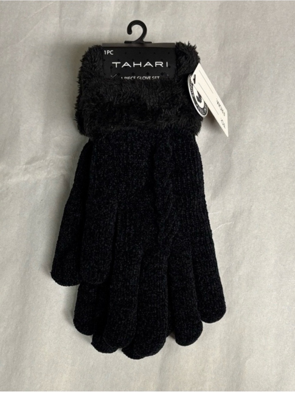 New Tahari Gloves Women’s Black Knit Faux Fur Cuff Soft Casual Winter Gloves